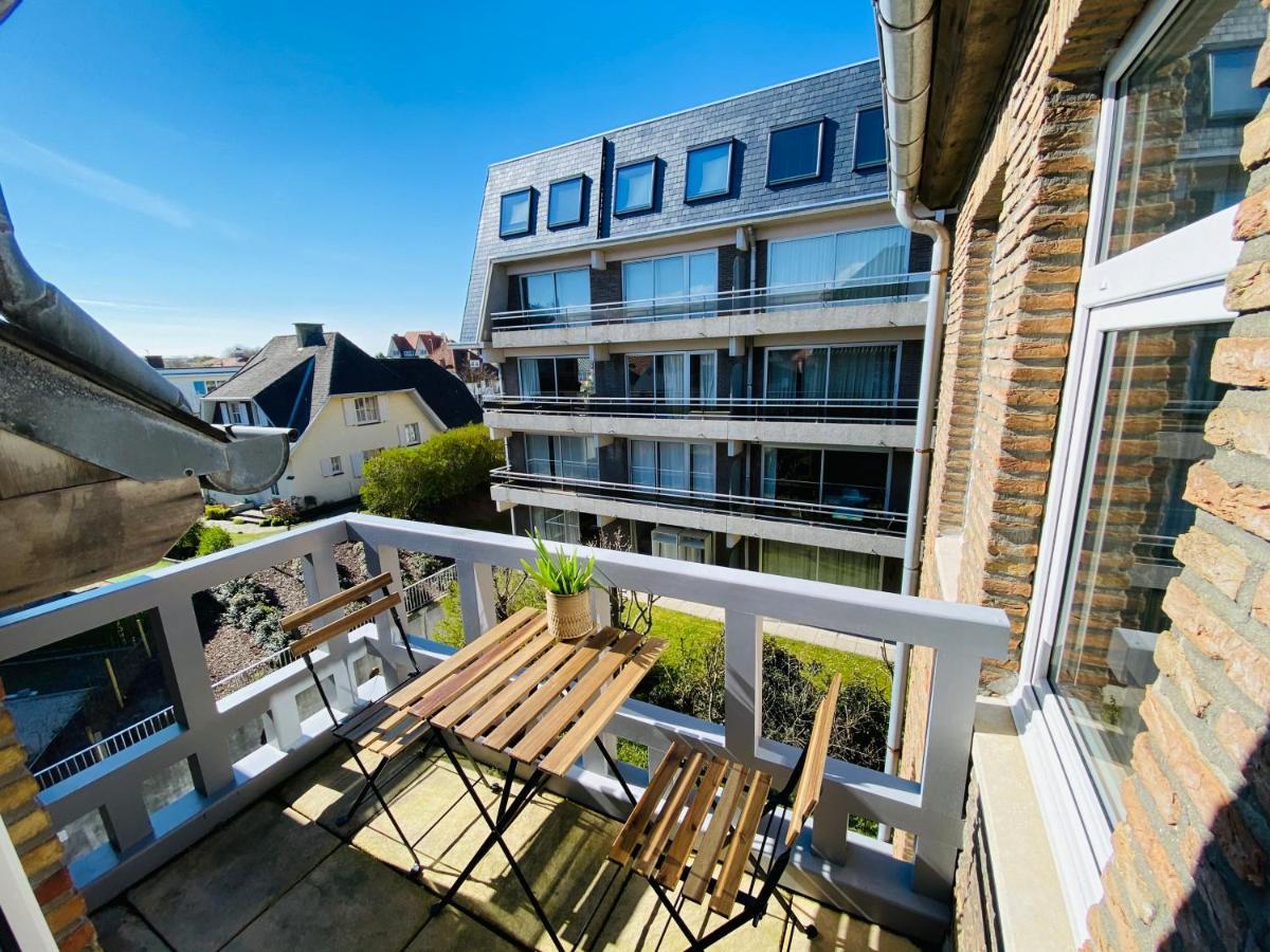 Recently Renovated Appartement 150M From The Beach De Haan Esterno foto